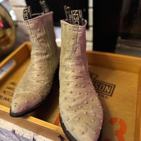 Denver Lady Ostrich Off White Leather Ankle Boots Size 27.5 measures 11 inch - Picture 1 of 8